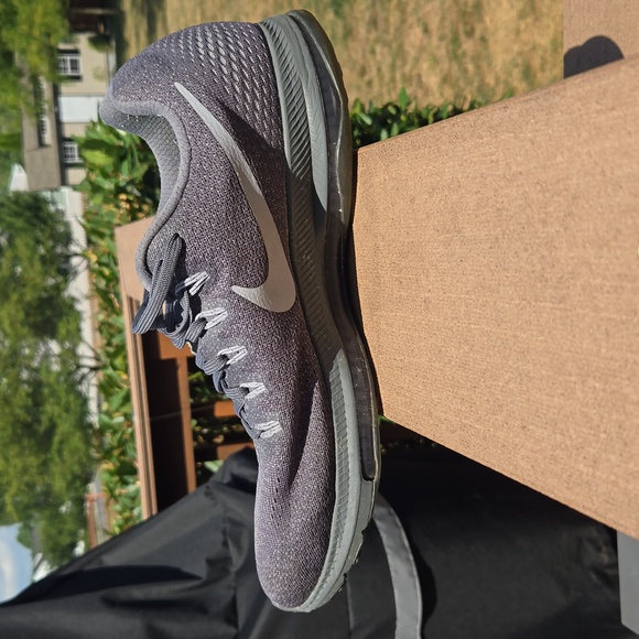 Nike Zoom All Out - Picture 8 of 10